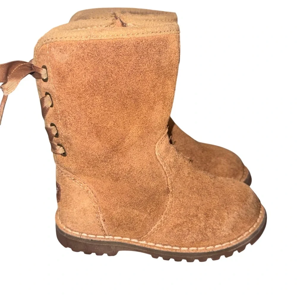 UGG ribbon rubber